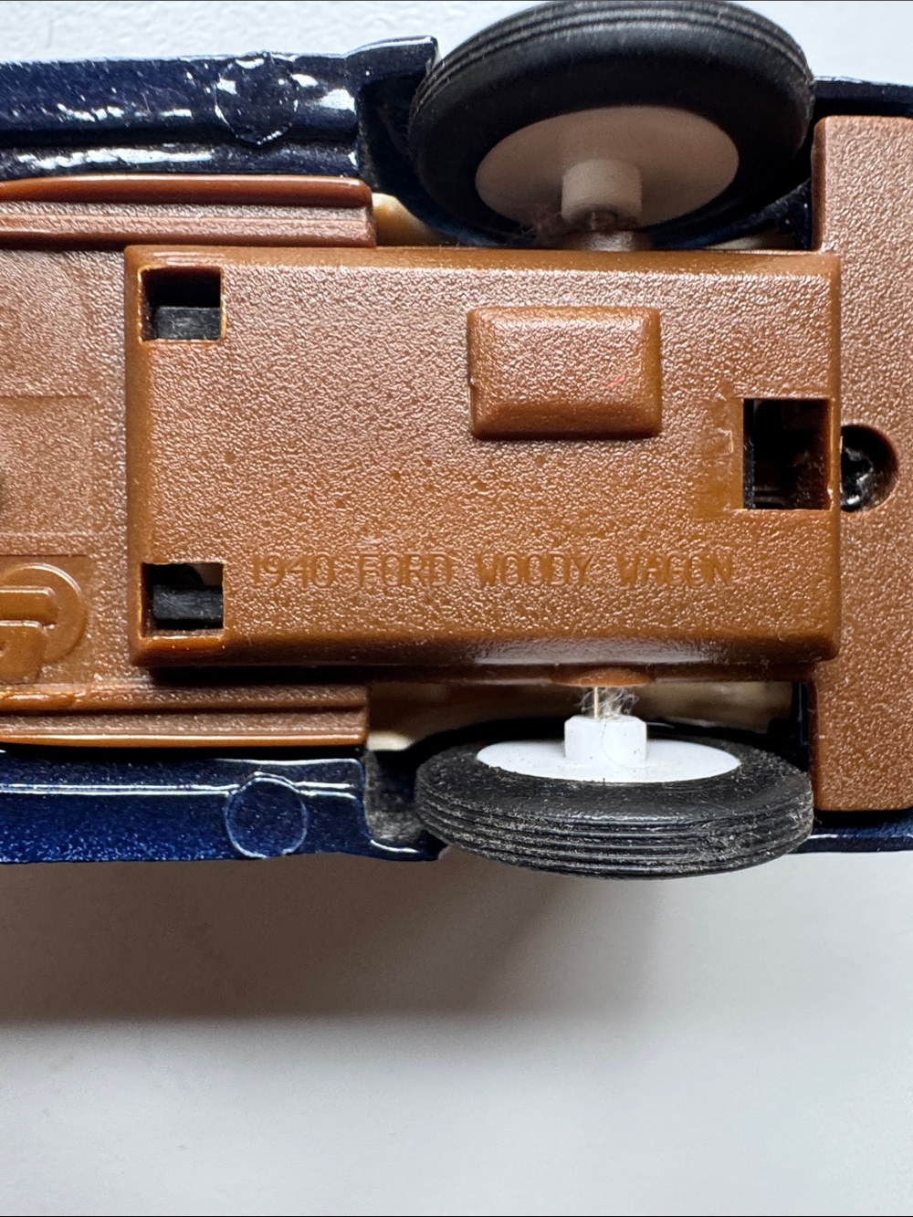 1940 Ford Woody Wagon Diecast - Picture 3 of 9